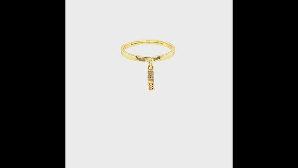 Video shows a 360 view of the bandaid charm ring. 